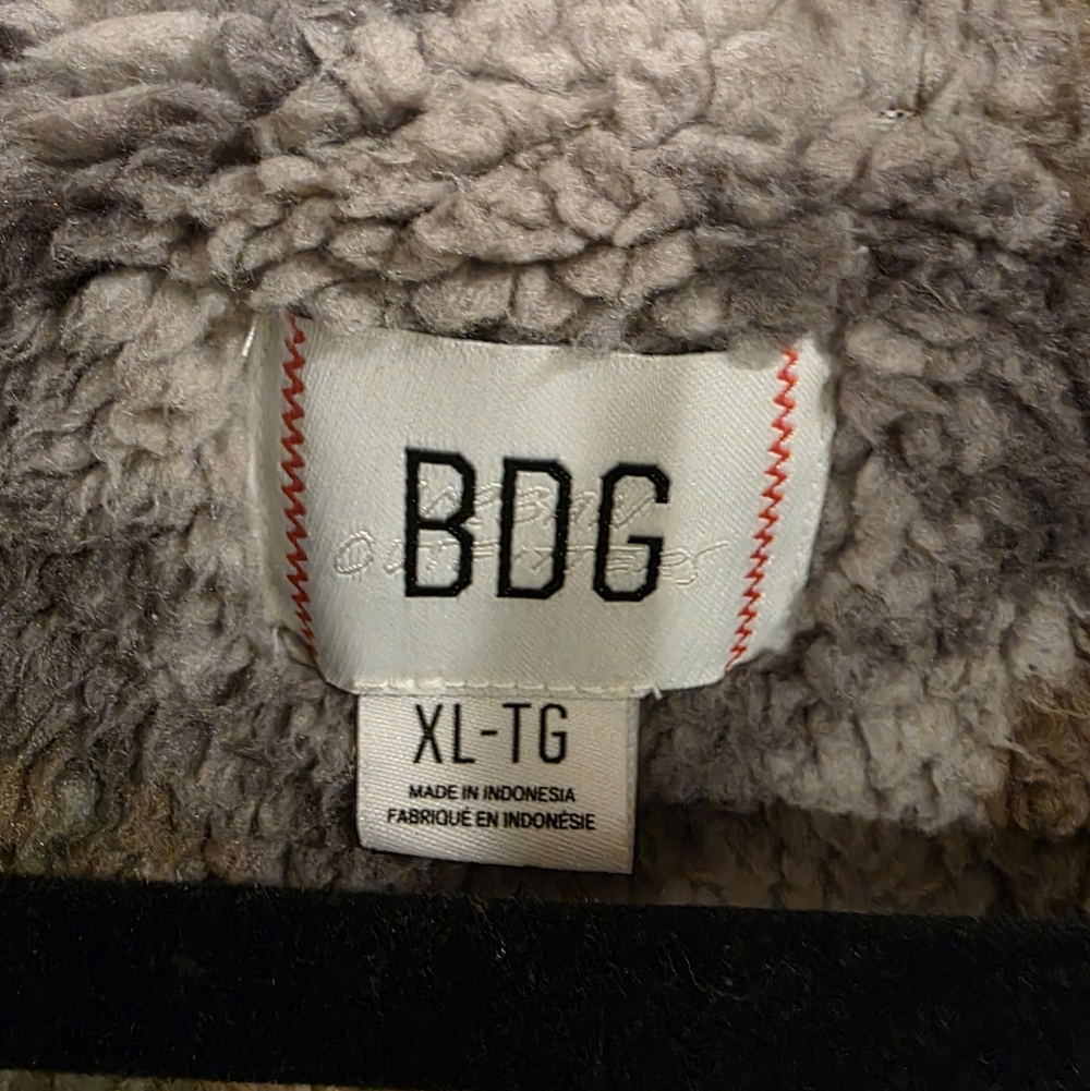 BDG Mae Jacket - Picture 7 of 9